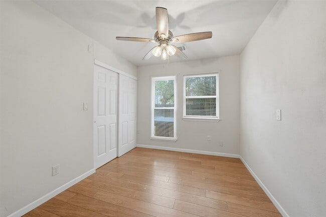 Building Photo - 13723 Smokey Trail Dr