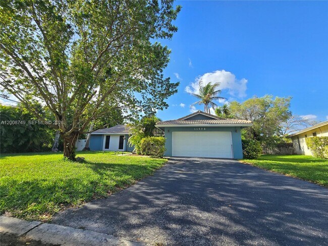 Building Photo - 11578 NW 39th Pl