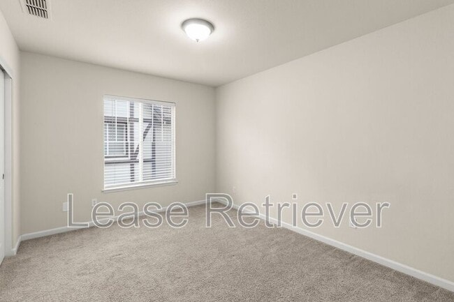 Building Photo - 223 W Prosperidad Way
