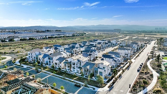 Building Photo - 401 Junco