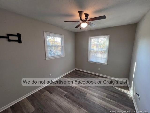 Building Photo - 424 Shoreline Dr