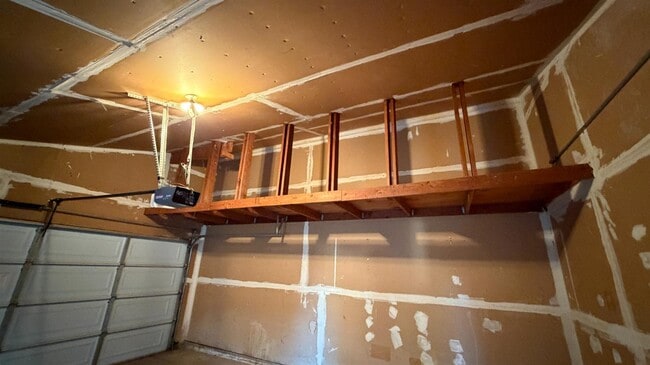 Building Photo - 1555 W Boston Ave