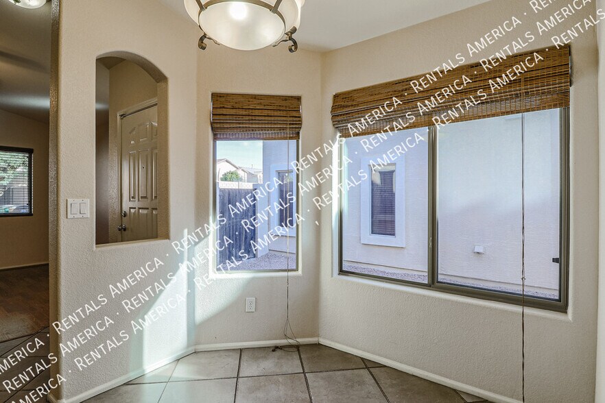 Building Photo - 16070 W Kendall St