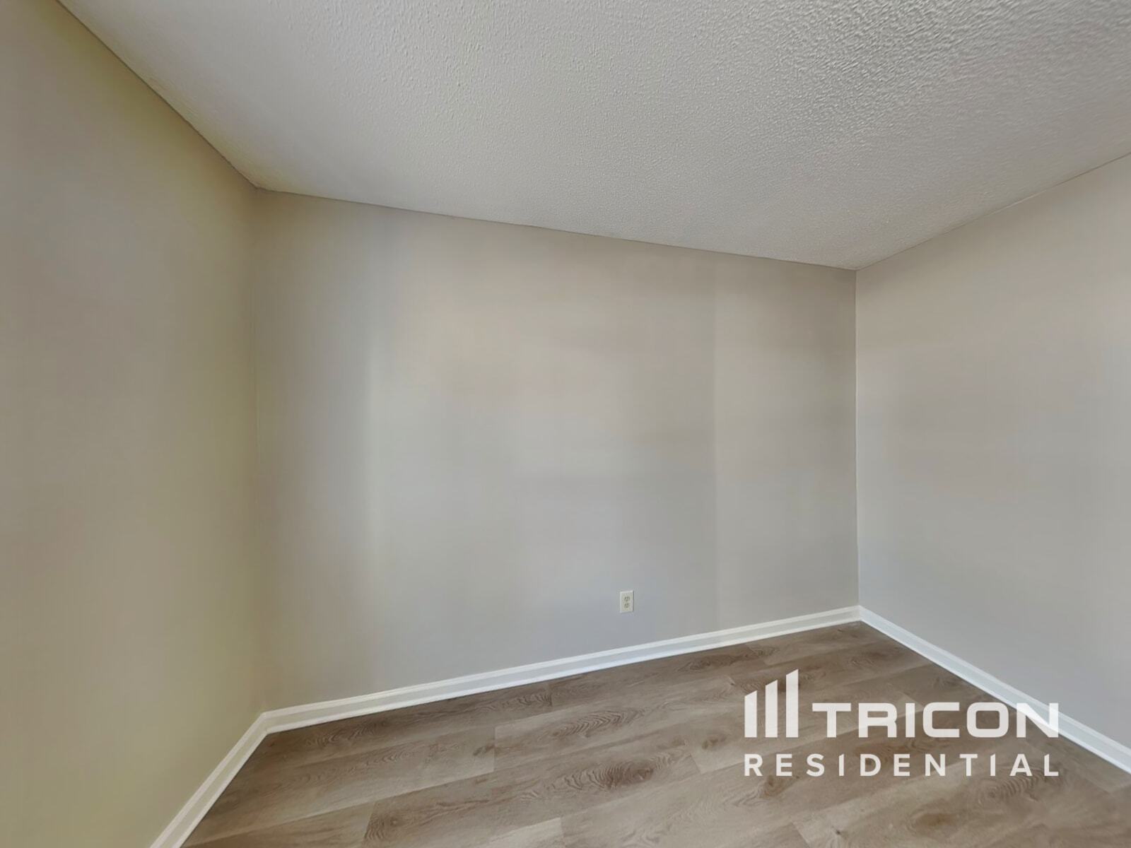 Building Photo - 204 River Song Rd