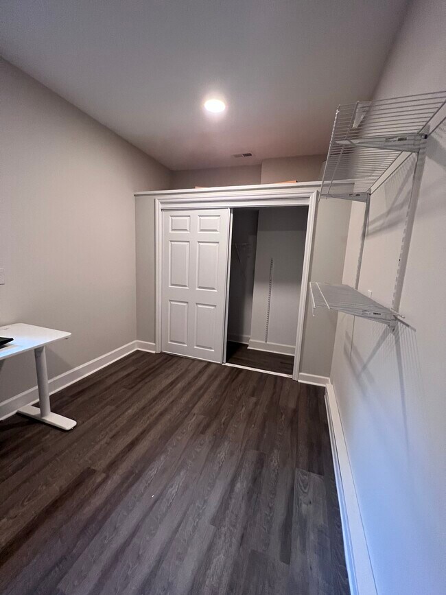 3rd Bedroom or Office - 160 N Peace Haven Rd