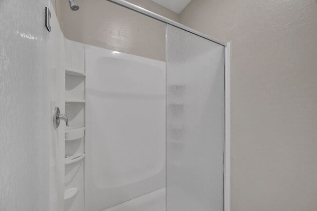 Building Photo - Summerlin gated community 4 bedroom 3 baths