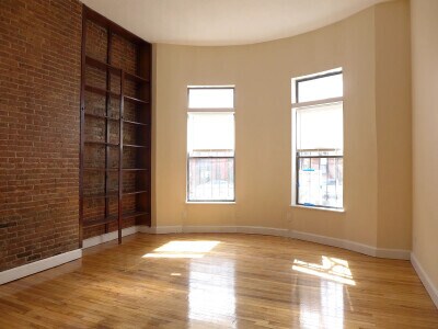 Building Photo - 37 E Springfield St