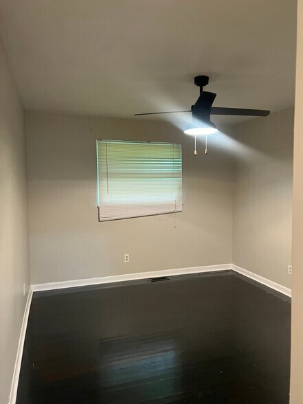 Building Photo - 7901 Camargo Rd