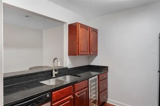 Building Photo - Orlando - 3 Bedrooms, 2 Bathrooms – $1,595.00