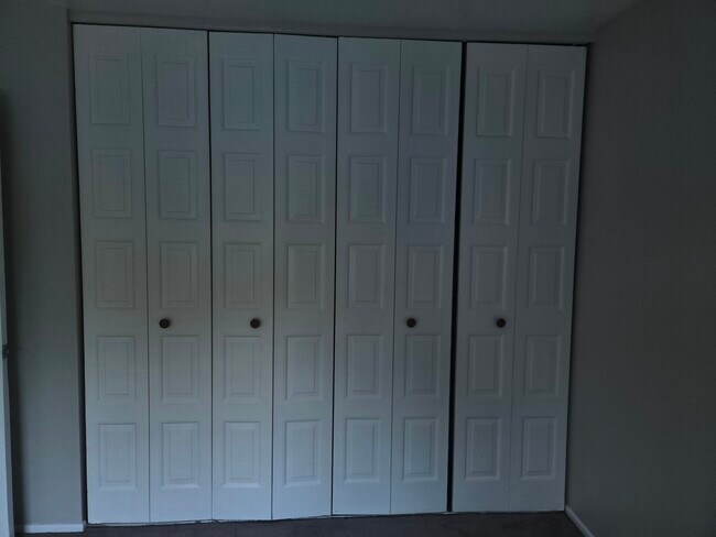 Building Photo - 748 Manteca Ct