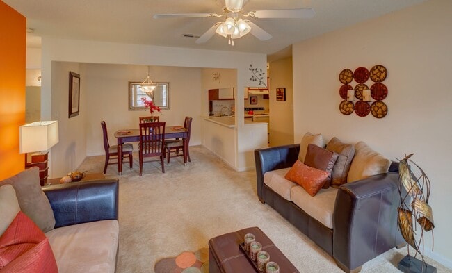 Building Photo - Woodbriar Apartment Homes