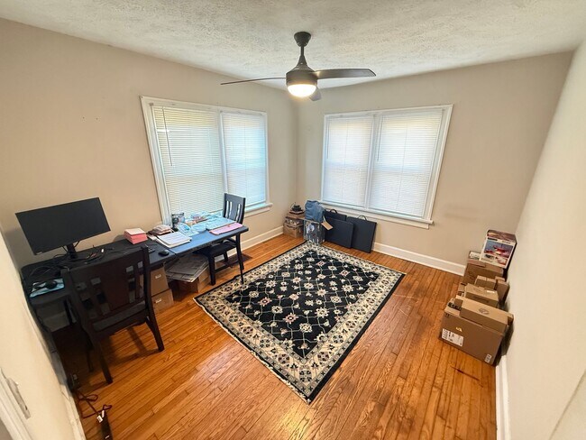 Building Photo - 3 Bed 2 Bath Springfield, MO