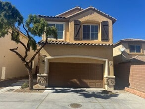 Building Photo - Beautiful two-story home located in Henderson featuring 3 bedrooms and 2.5 bathrooms