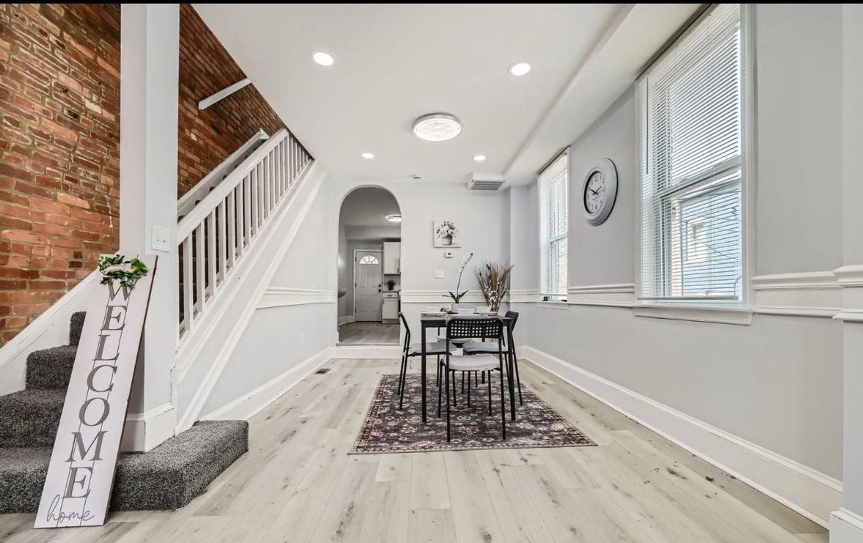 Building Photo - 2601 E Oliver St