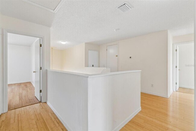 Building Photo - 12803 Longcrest Dr