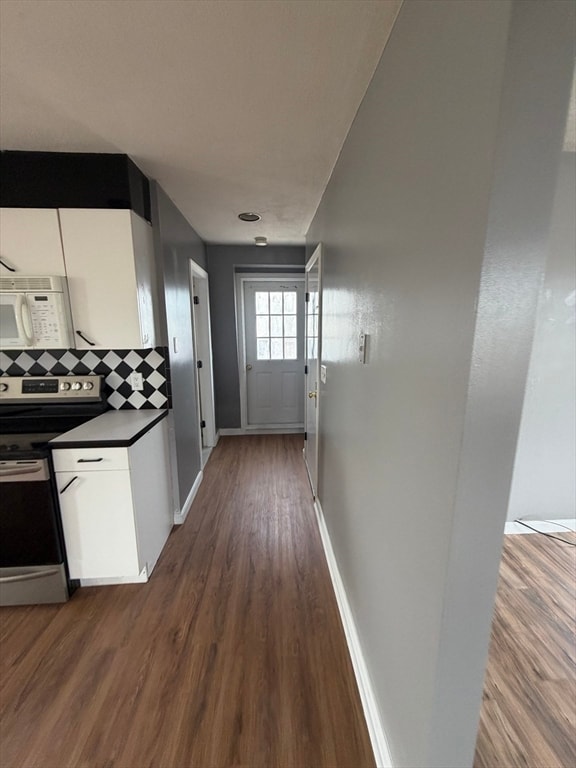 Building Photo - 5 Washington Square