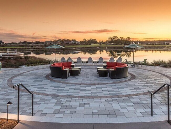 Building Photo - 4970 NW 39th Lp