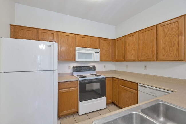 Building Photo - Old Town Scottsdale 2 Bed 2 Bath Condo - D...