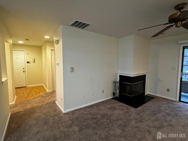 Building Photo - 1109 Stoneridge Cir