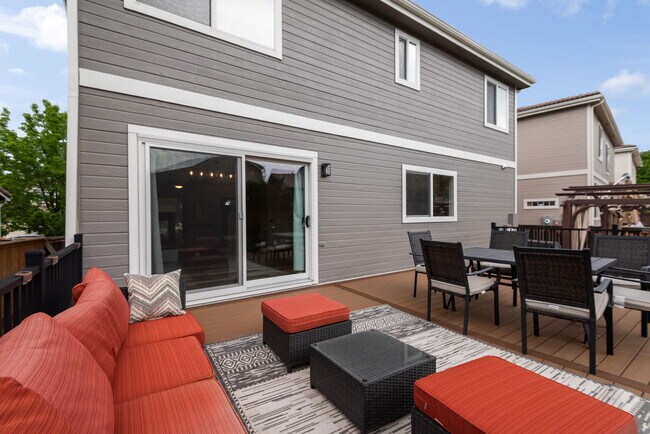 Building Photo - 4779 Waldenwood Dr
