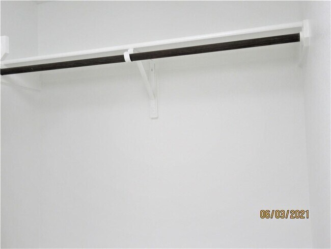 Building Photo - 106 Coyote Trail