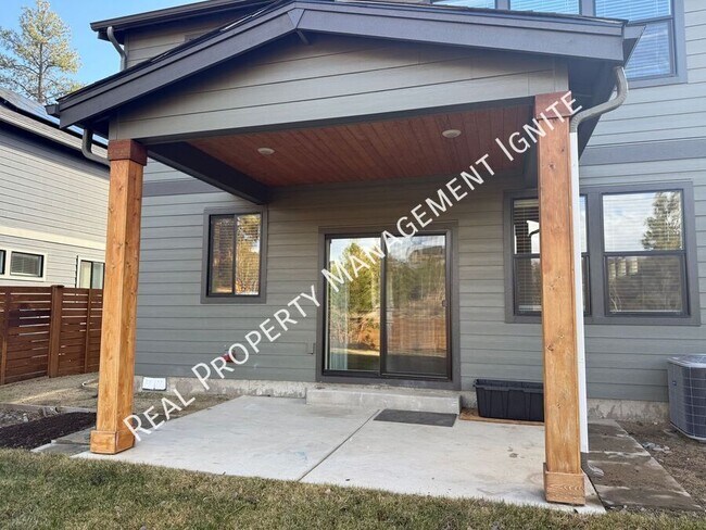 Building Photo - 19294 SW Marshmallow Pl