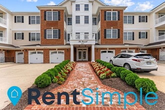 Building Photo - 15221 Royal Crest Dr