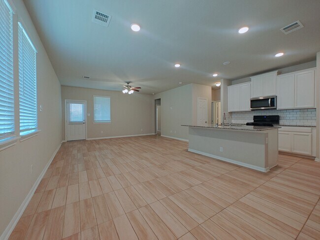 Building Photo - 26046 Quiet Field Ct