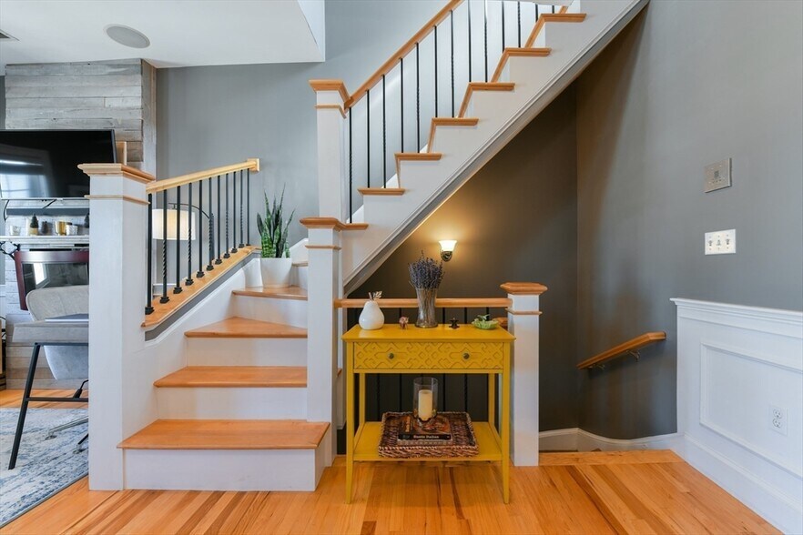 Building Photo - 5 Grimes St