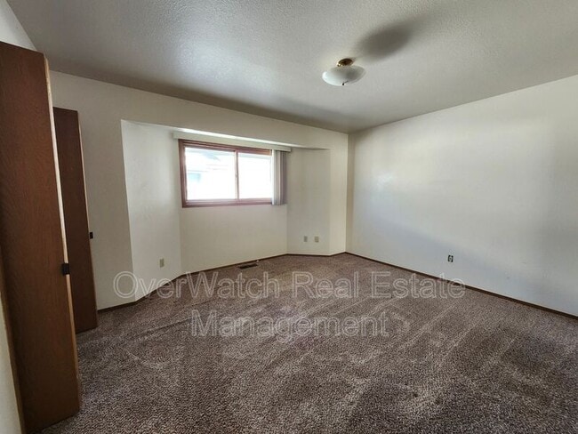 Building Photo - 167 Michael Ct