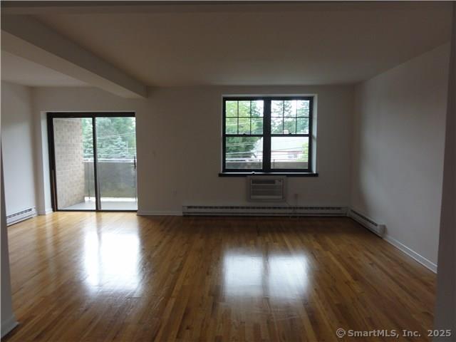Building Photo - 500 Newfield Ave