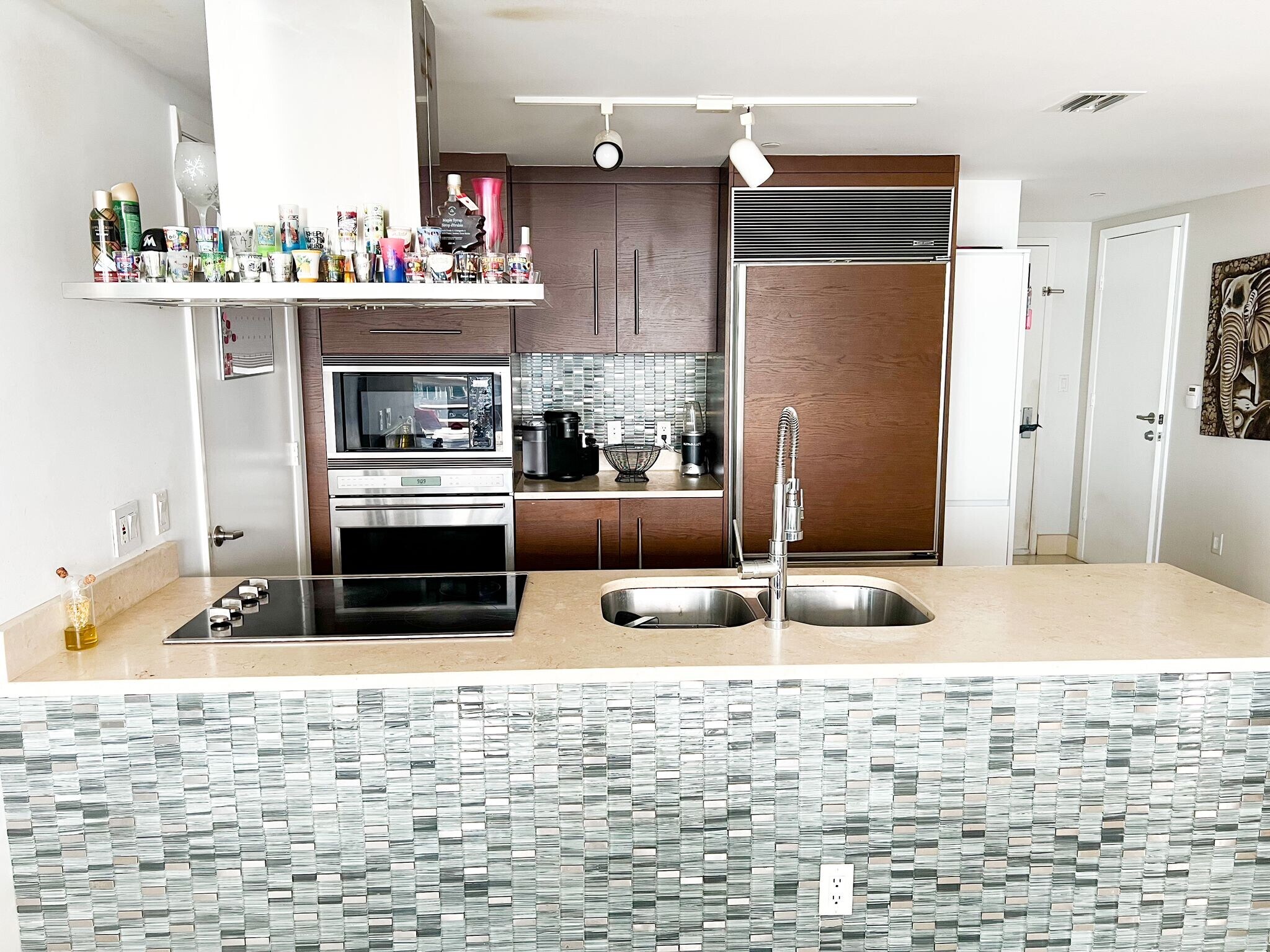 Kitchen - 1331 Brickell Bay Dr