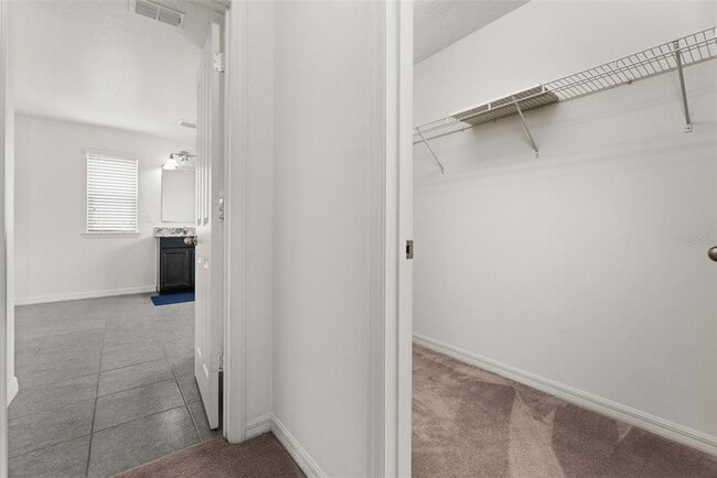 Building Photo - 11472 Wakeworth St