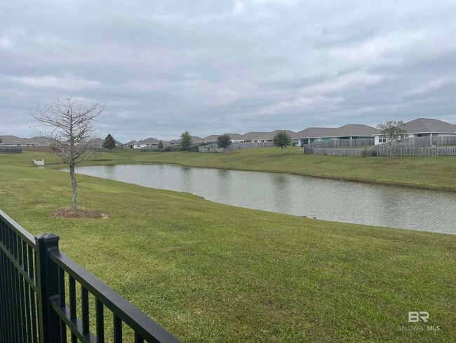 Building Photo - 23135 Shadowridge Dr