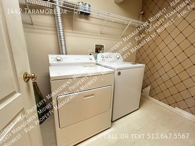 Building Photo - 1442 Taramore Dr