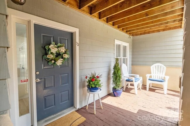 Building Photo - 226 Queens Rd