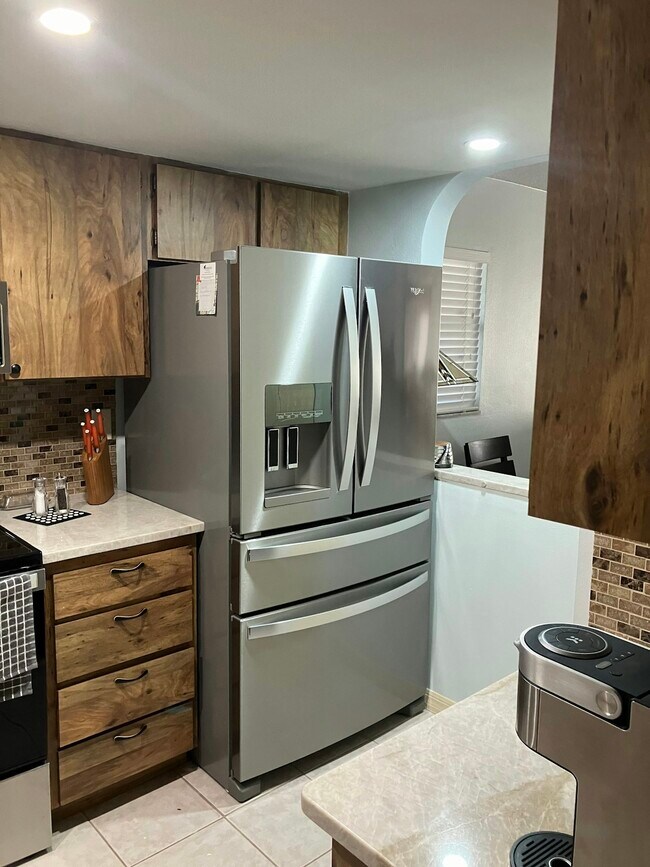 Building Photo - 2395 Harbor Blvd