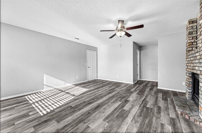 Building Photo - 4520 W Franciscan Trail