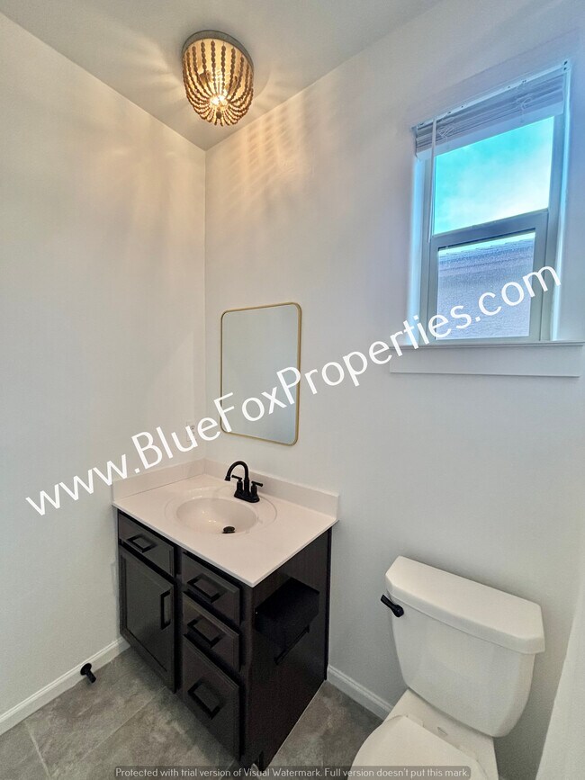 Building Photo - 8112 S Jaeger Pl