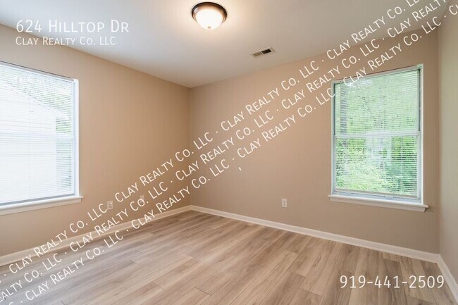 Building Photo - 624 Hilltop Dr