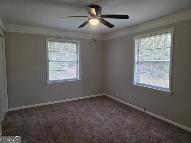 Building Photo - 583 Mill Pond Rd