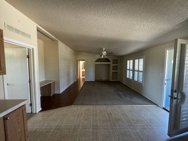 Building Photo - 4 Bed / 2 Bath Country Home – Solar + Move-In Ready