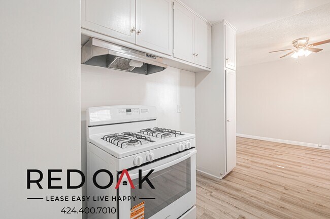 Building Photo - 500 S Eremland Dr