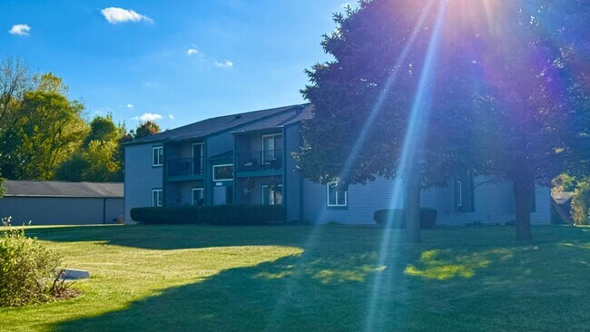 Building Photo - Upper 2-Bedroom | Brand New Updates & Heat Included!