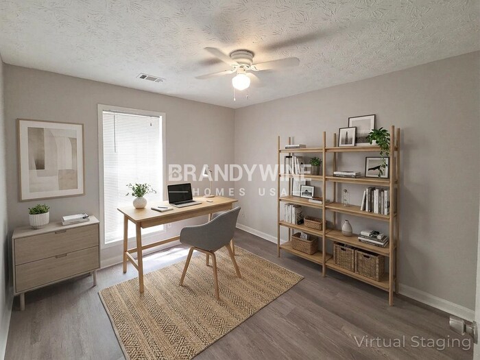 Building Photo - 5900 Homestead Cir