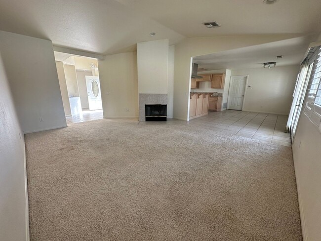 Building Photo - Welcome to this 5 Bedroom 3 Bath Home!