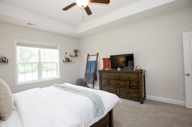 Building Photo - Gorgeous 4 bedroom home in Vass