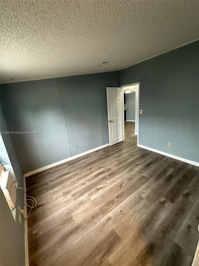 Building Photo - 11863 Atlantic Cir