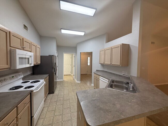 Building Photo - Pace - Spencer Oaks Landing - 4 bedroom, 2 bath w/ lawn care included