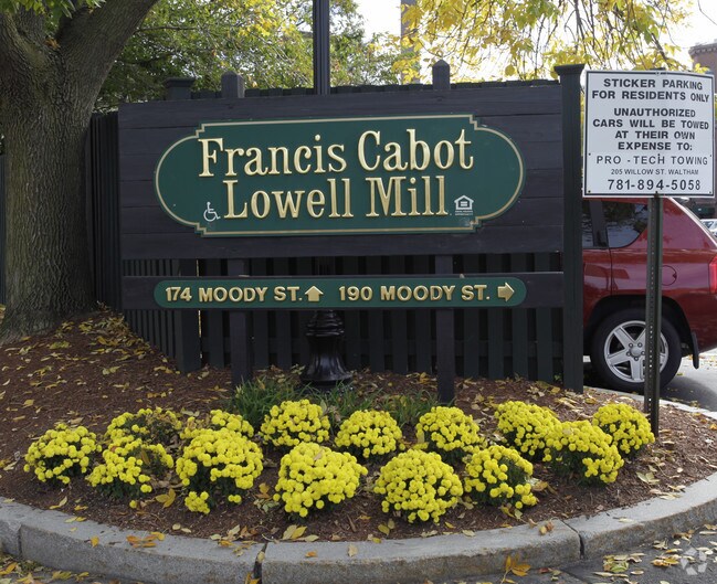 Francis Cabot Lowell Mill 190 Moody St Waltham MA 02453 Apartment